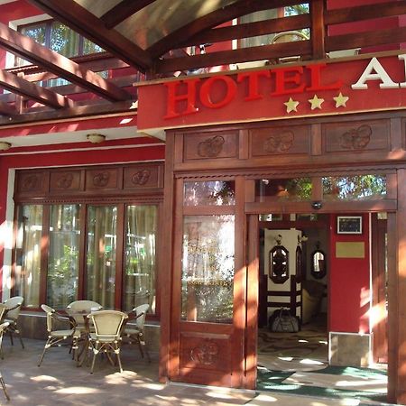 阿米酒店 Băile Felix 外观 照片
