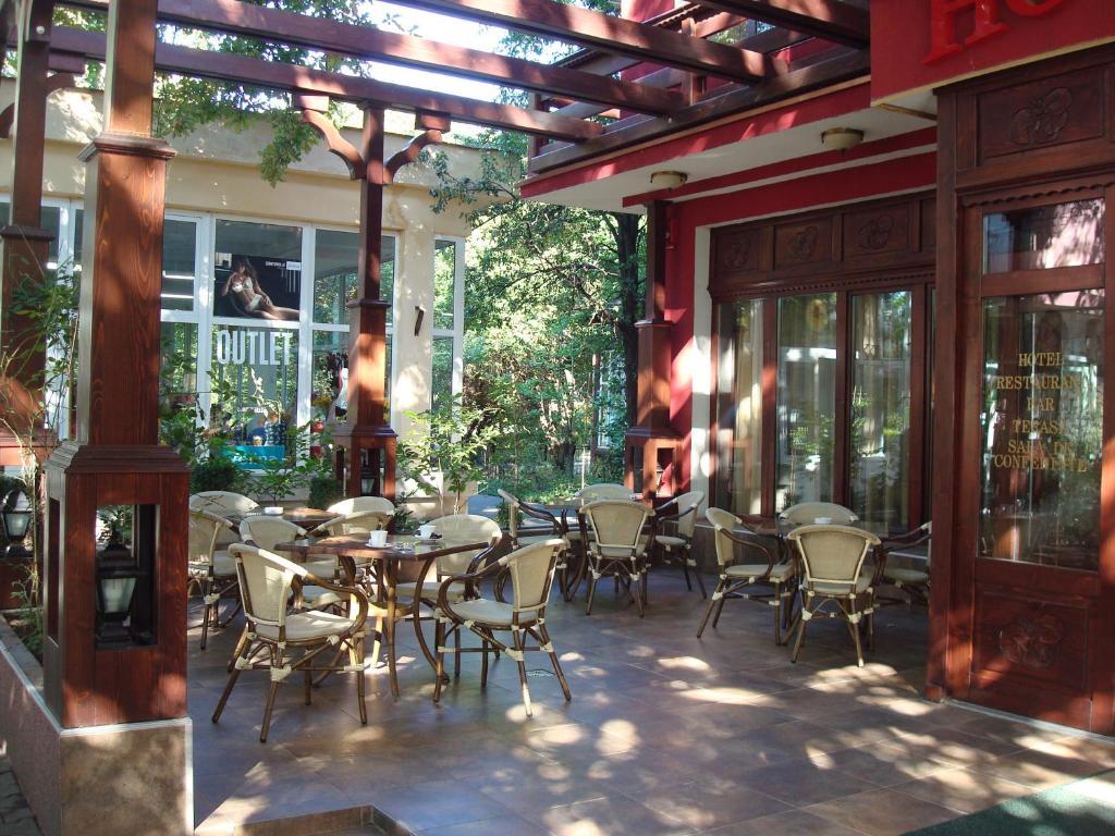 阿米酒店 Băile Felix 外观 照片